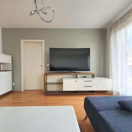 Near Lake Spacious & Furnished Beautiful Apartment Βιέννη Εξωτερικό φωτογραφία