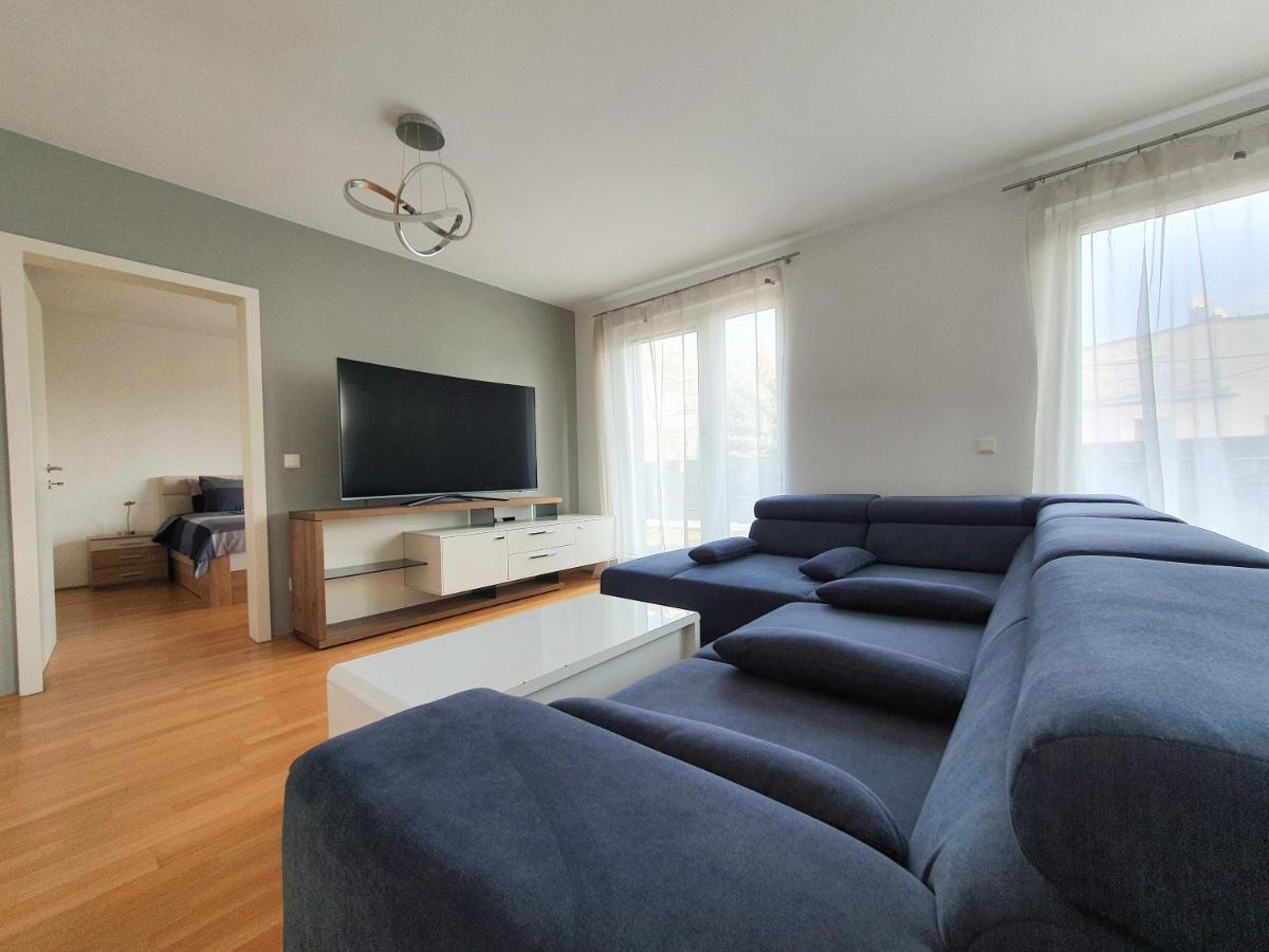 Near Lake Spacious & Furnished Beautiful Apartment Βιέννη Εξωτερικό φωτογραφία