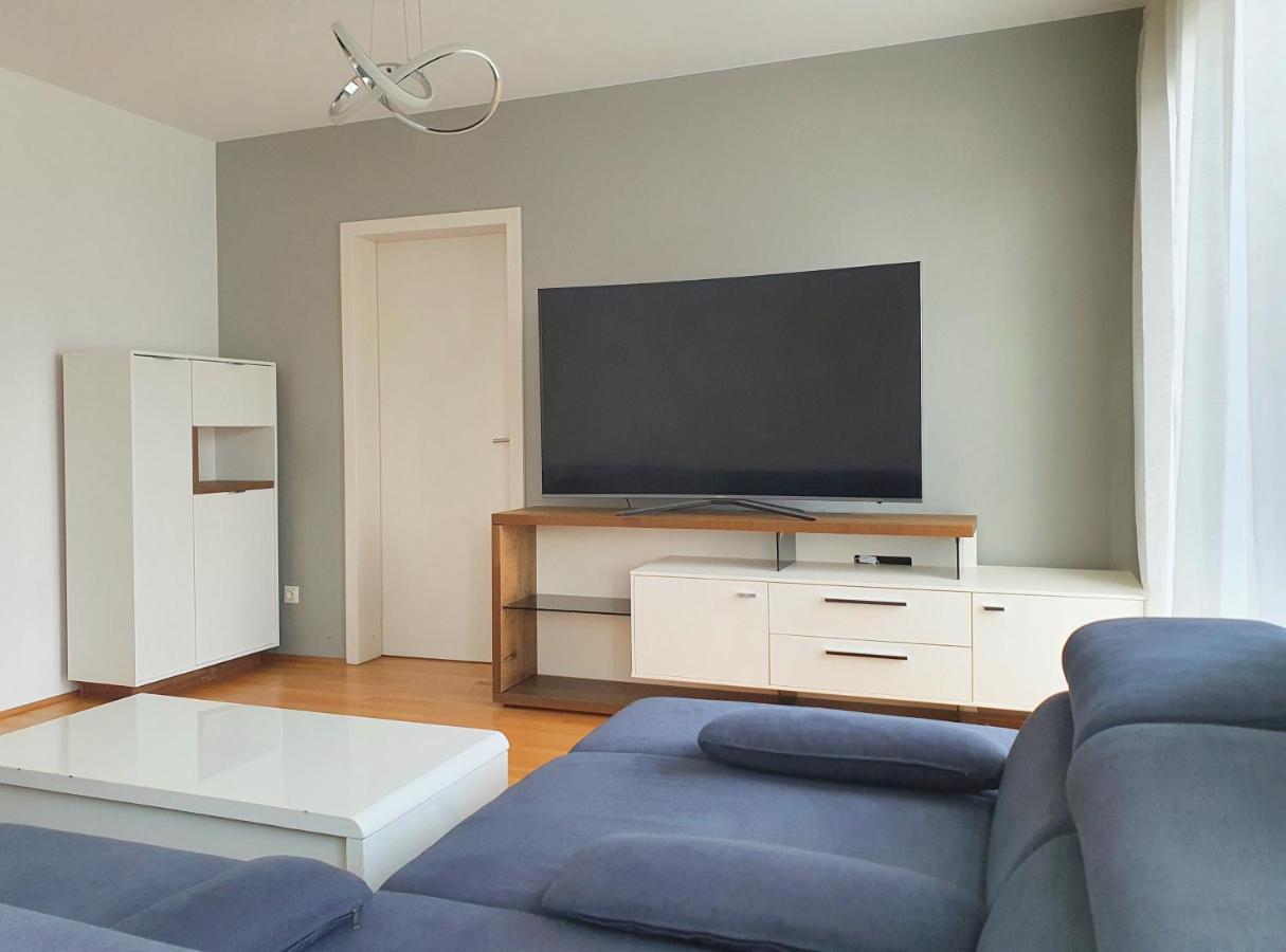 Near Lake Spacious & Furnished Beautiful Apartment Βιέννη Εξωτερικό φωτογραφία