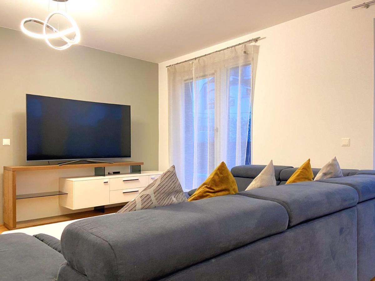 Near Lake Spacious & Furnished Beautiful Apartment Βιέννη Εξωτερικό φωτογραφία